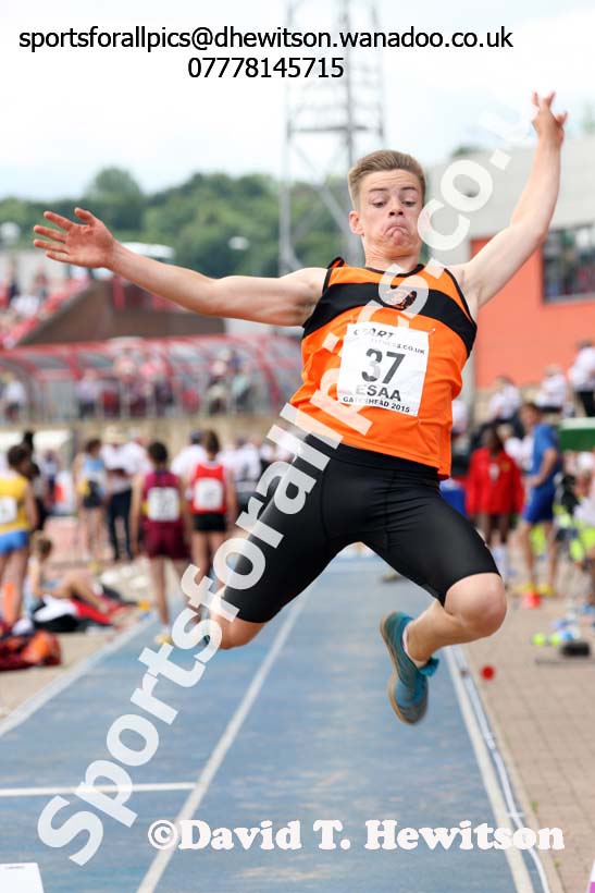 Inter boys long jump, 2015 English Schools Track and Field Champs., Gateshead Stadium. Photo: David T. Hewitson/Sports for All Pics